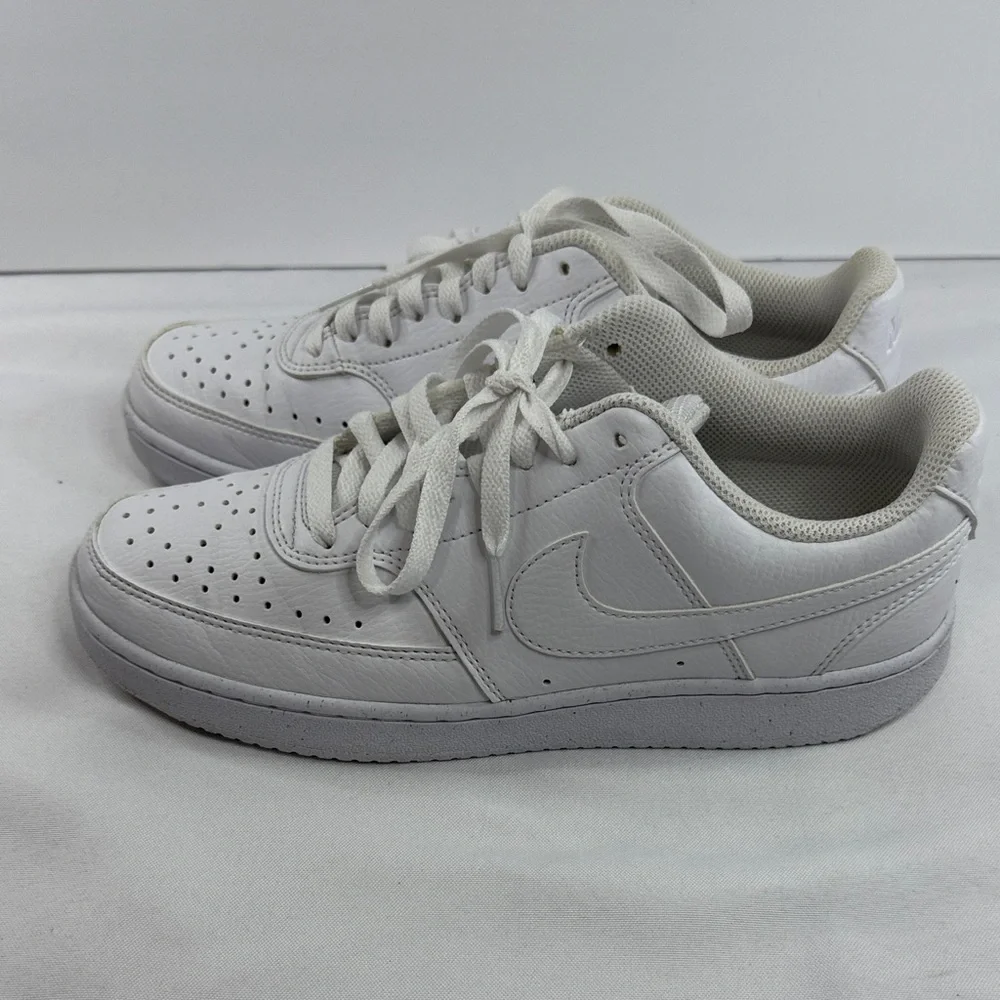Nike White Women's Sneakers